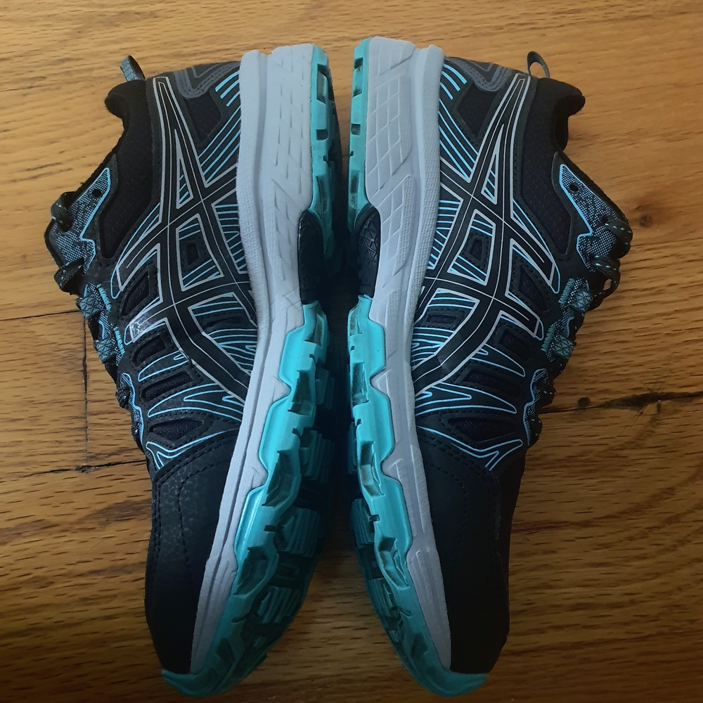 ASICS Women's Black and Blue Running Shoes - Picture 5 of 9